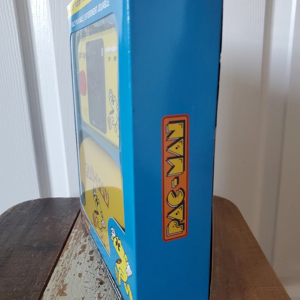 Pocket PAC-MAN With Case